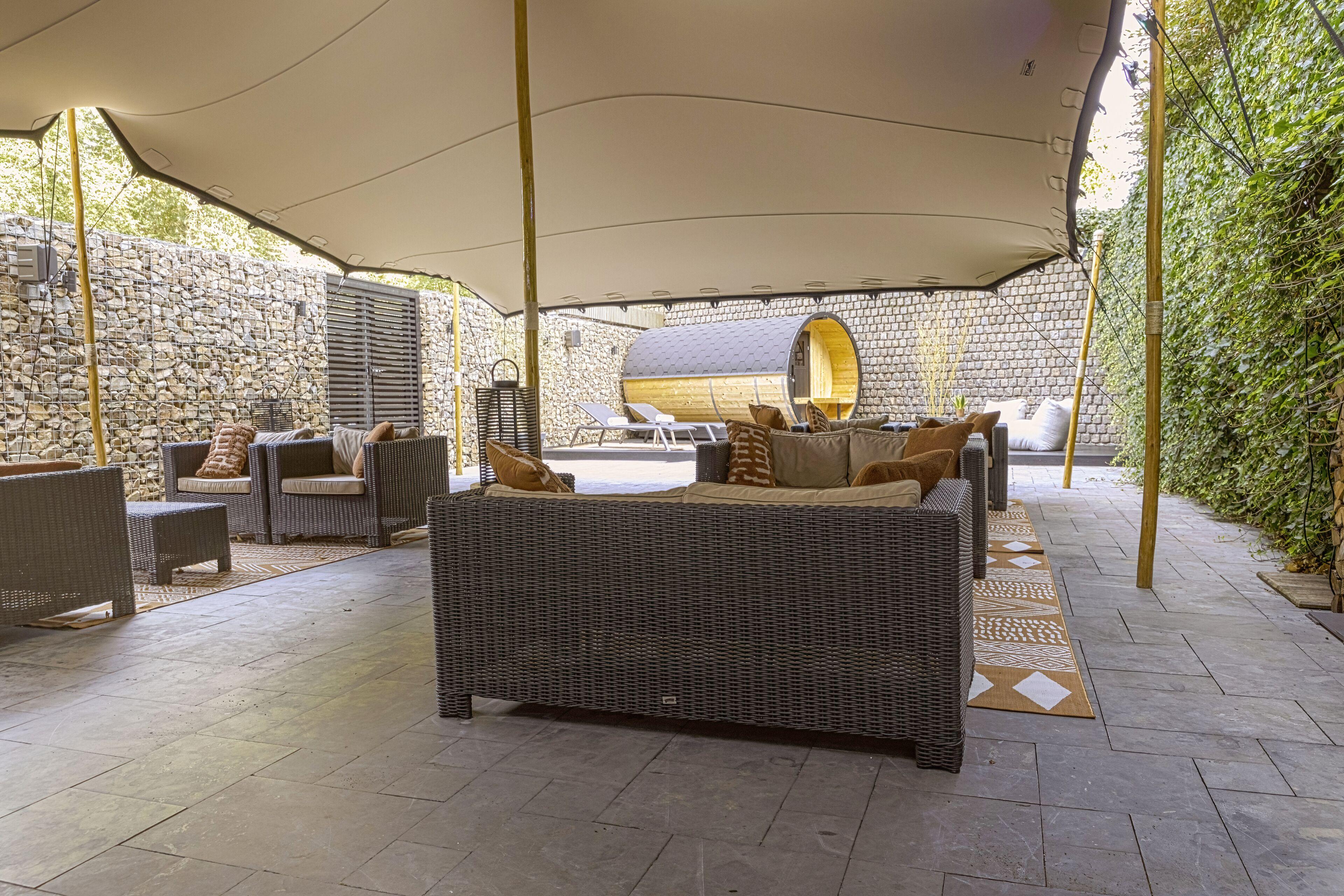 Leonardo Royal Promenade