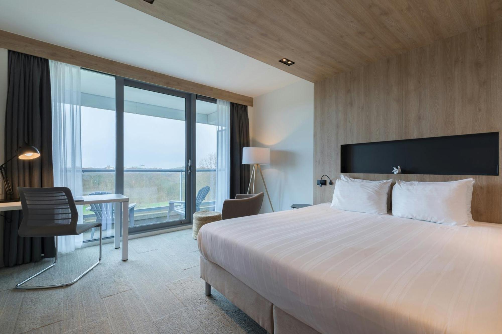 Leonardo Royal Promenade Hotel 4*