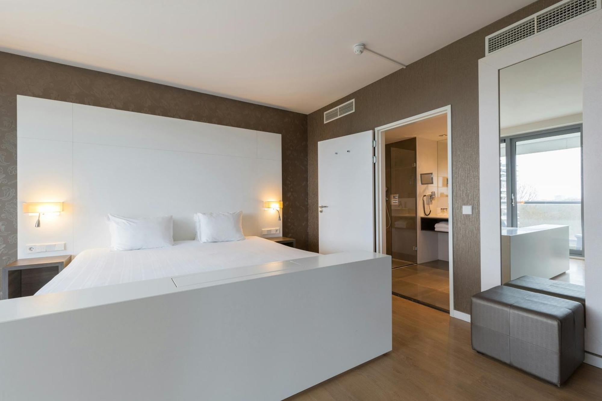 Leonardo Royal Promenade Hotel 4*